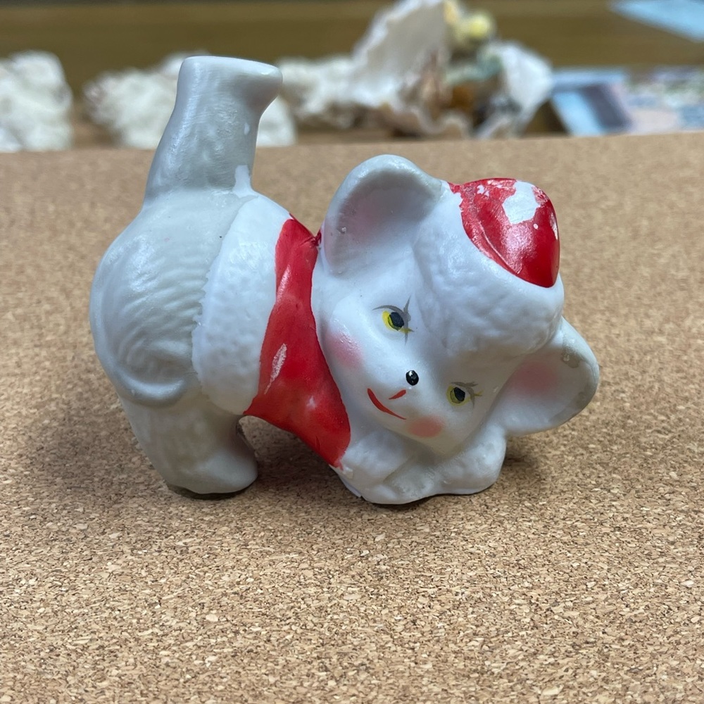 Vintage ceramic christmas mouse